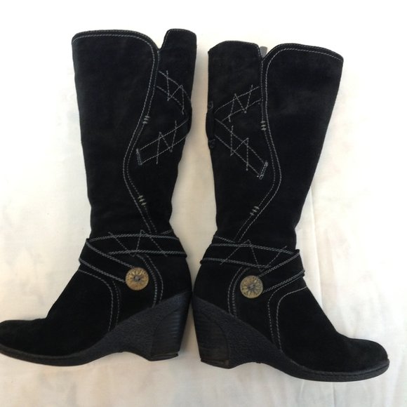 Blondo 'Leana' Black Suede Aqua Protect Knee High Boots - Picture 8 of 16